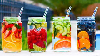 Mucha agua y consumir frutas por altas temperaturas