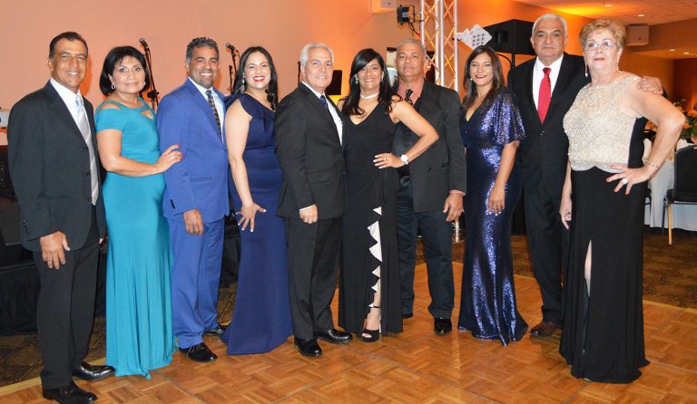 Ocoeños residentes en la Florida celebran su séptima cena de gala