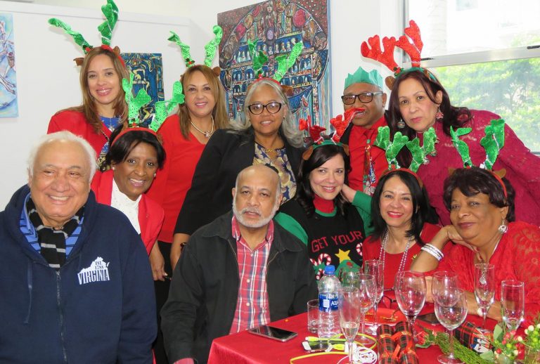 Consulado Dominicano en Miami celebra su tradicional almuerzo navideño